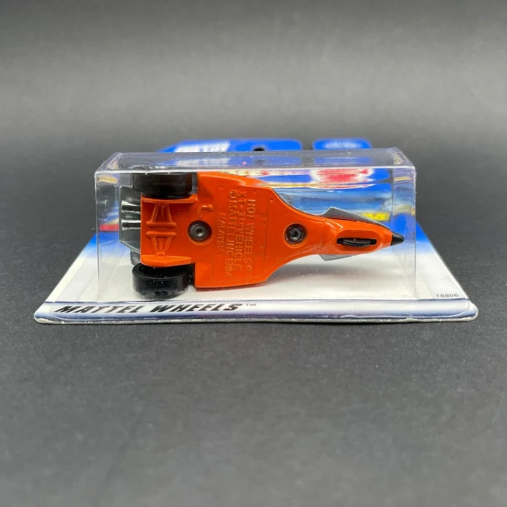 Hot Wheels Flyin' Aces XT-3 Three-Wheel‎ Racer Bike Car Diecast 1/64 Scale #740